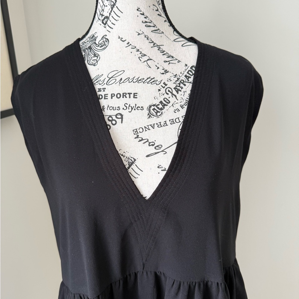 Aritzia Wilfred Talma V Neck Dress - Picture 4 of 11